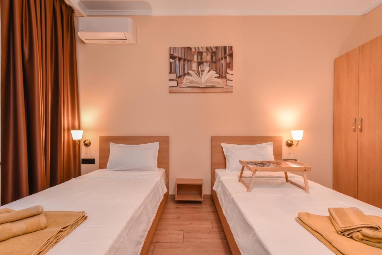 Sofia Dream Apartment - The Library - 3-Bdr, 2-Bthr By Flat Mаnager מראה חיצוני תמונה